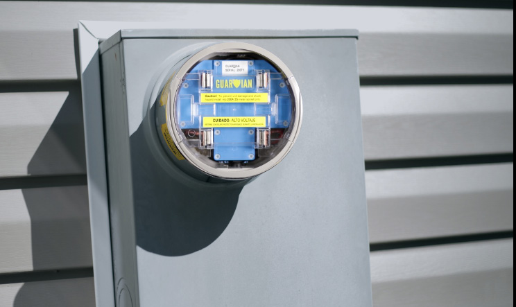 Figure 3. Guardian PQ Recorder on meter base.